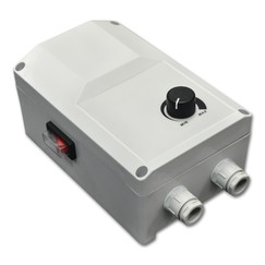 Tyrystorowy regulator obrotów do wentylatorów do 2,3 kW (10 A)